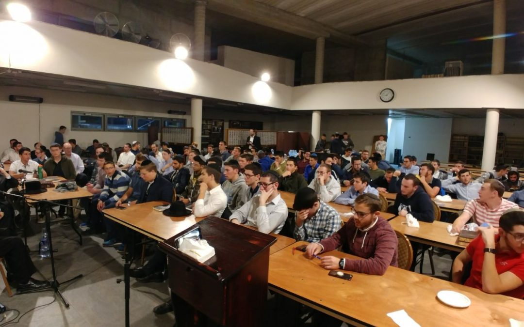 Torat Shraga and Rav Twerski Kumzitz @ KSY